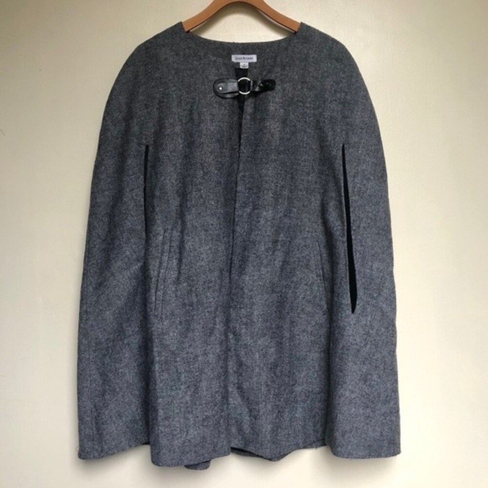 Joan Rivers Grey Classy Cape Size Medium Winter Office School Minimalist